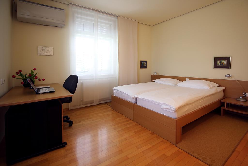 Apartments Villa Boltez Kranj Habitación foto